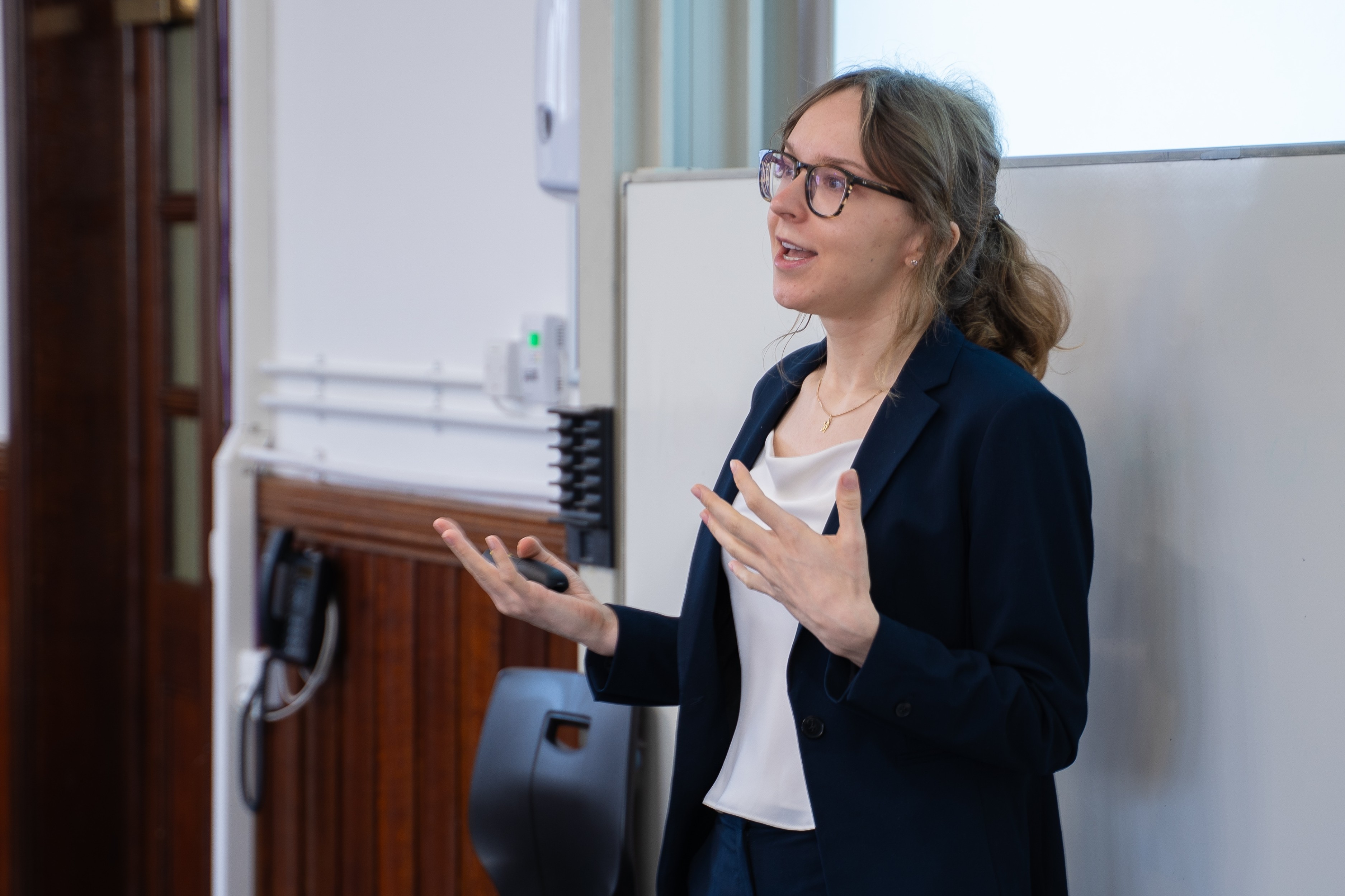 Lea Nagel presents her research
